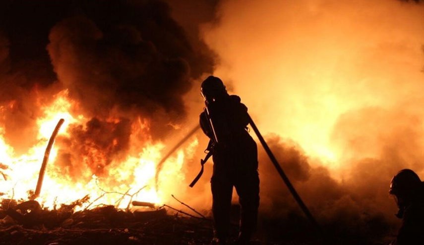 آتش‌سوزی در نمایشگاه عرضه محصولات بهاره در تهرانسر