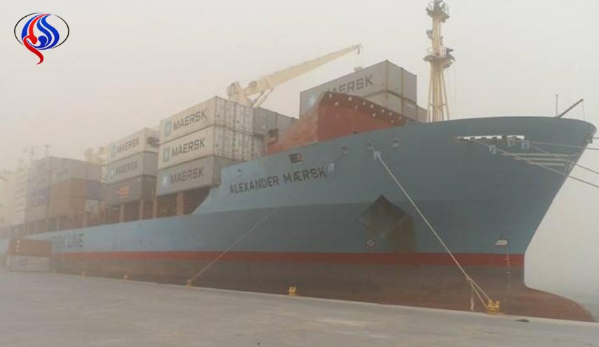 سفينة تابعة لأكبر الخطوط الملاحية لنقل الحاويات ترسو ببنغازي