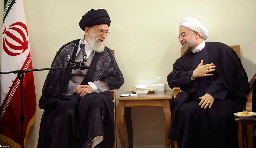 قائد الثورة والرئيس روحاني يتبادلان التهنئة بمناسبة عيد نوروز