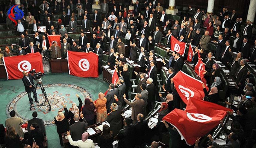 تونس.. احتدام الجدل حول تعديل قانون الانتخابات وسط اتساع موجة الرفض