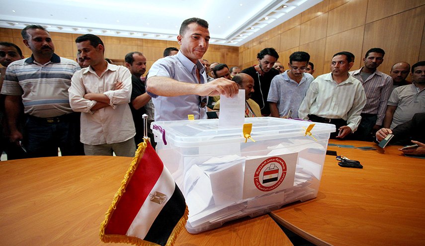 صناديق الاقتراع تفتح أبوابها في مصر لانتخاب رئيس جديد