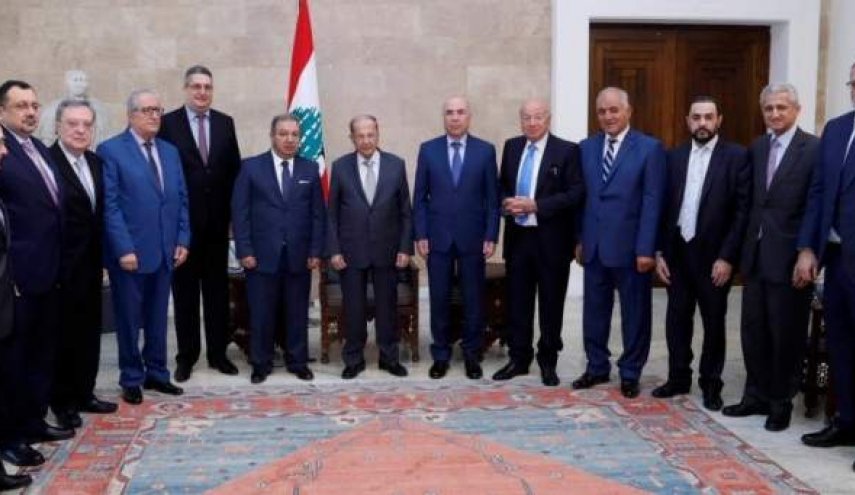 الرئيس اللبناني: حذرت من الإفلاس ليتحمل الجميع مسؤوليته
