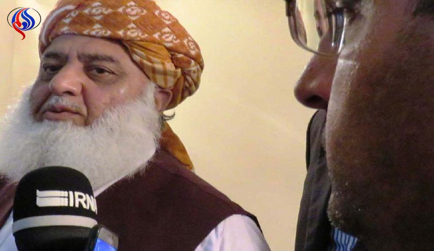  علماء باكستان: أمن المنطقة رهن بوحدة ايران وباكستان