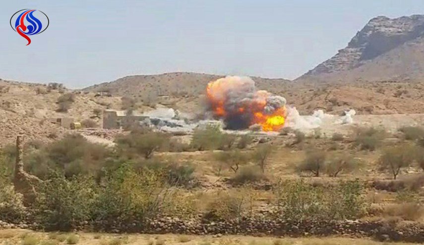العدوان السعودي يشن 51 غارة على المحافظات اليمنية وسقوط شهداء وجرحى