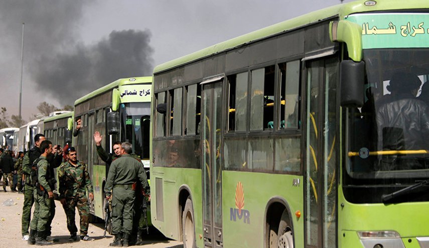 خروج أكثر من 150 ألف شخص من الغوطة وتحرير 8 مخطوفين لدى 