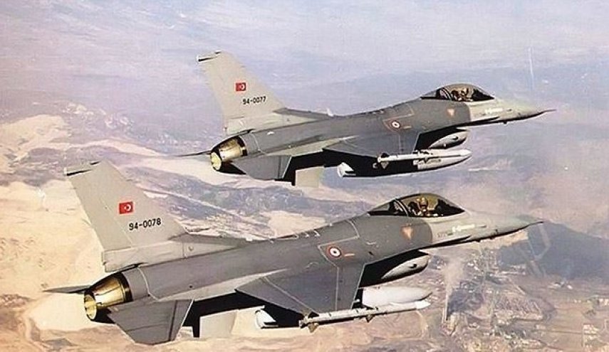 طائرات تركية تقصف مناطق حدودية بالسليمانية وأربيل