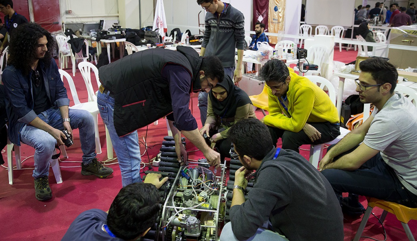 
النسخة الثالثة عشر لمسابقات روبوکاب في ایران 
