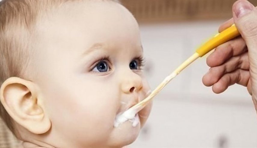 تناول الزبادي يحمي الرضيع من الحساسية بنسبة 70%