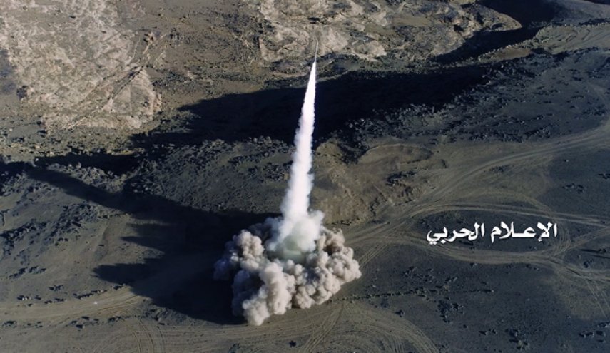ارتش یمن شهرک صنعتی «جیزان» عربستان را با موشک هدف قرار داد