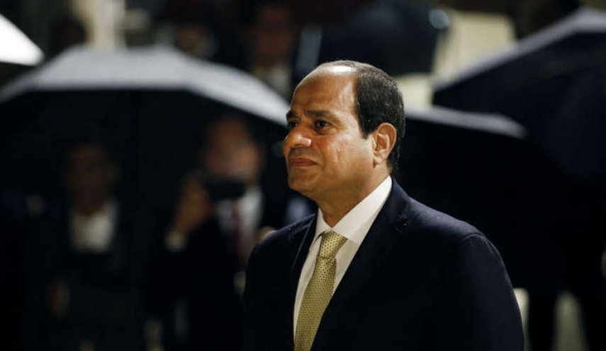 السيسي يعلن حالة الطوارئ في أنحاء مصر