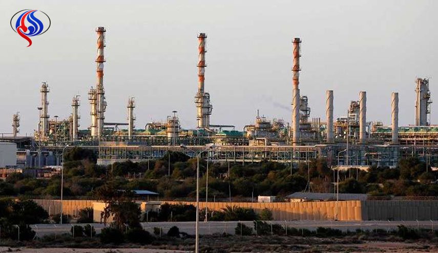 جماعة مسلحة تهاجم خط لأنابيب النفط لشركة ليبية في بنغازي