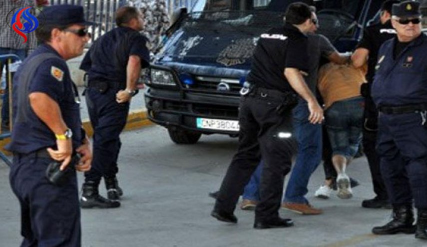 إسبانيا تعلن اعتقال مغربي بتهمة علاقته بـ