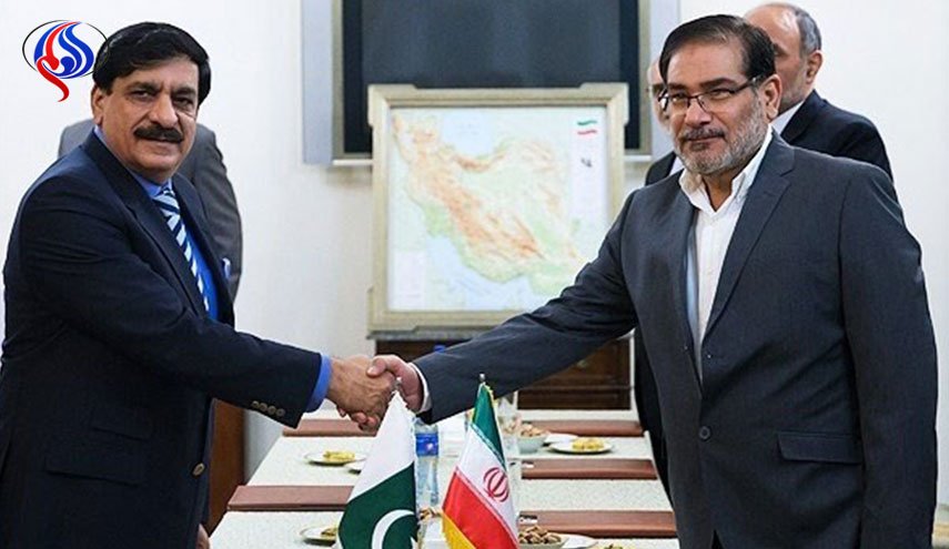 شمخاني يؤكد على التعاون مع باكستان للتصدي للارهاب