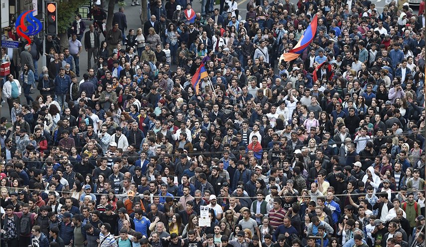 هل تؤثر أحداث أرمينيا على روسيا؟