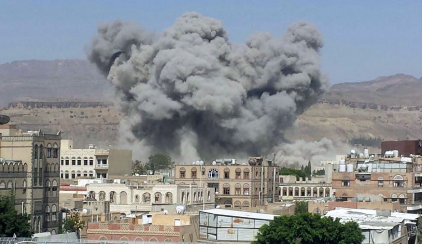 حمله ائتلاف متجاوز و وقوع انفجار مهیب در صنعا


