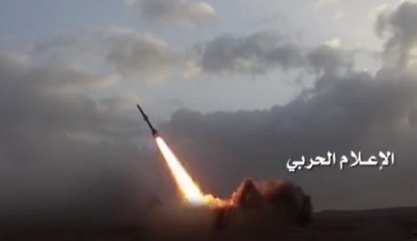 شلیک 8 فروند موشک «بدر 1» یمن به سوی تاسیسات حیاتی عربستان