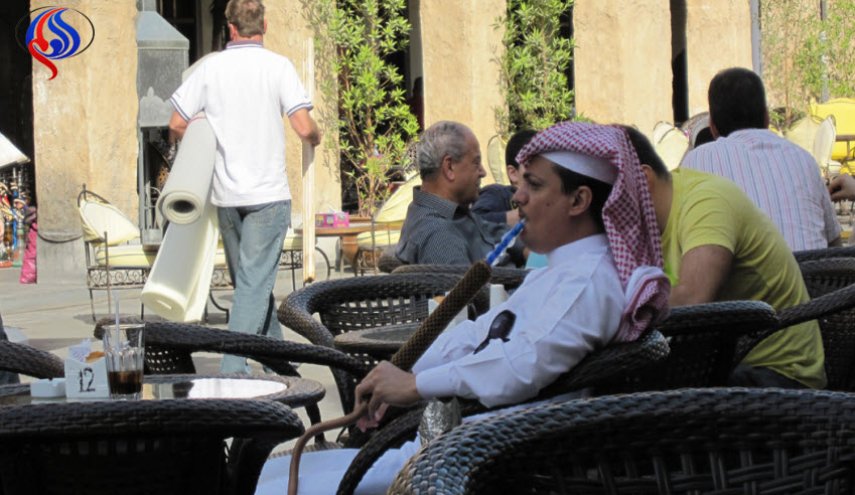 جدل سعودي حول تقديم الشيشة في فنادق ومطاعم الرياض