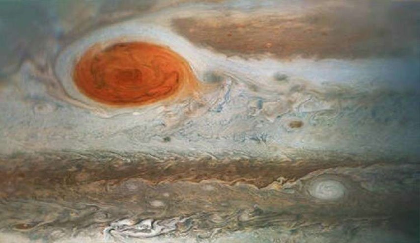 المسبار Juno يلتقط صورة جديدة للبقعة الحمراء على المشتري