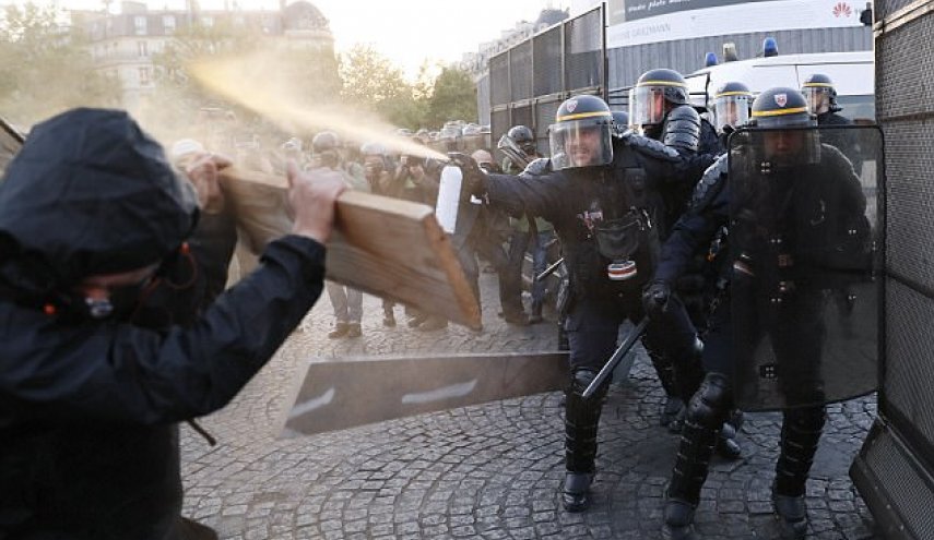 دستگیری بیش از 200 تن در پاریس به دنبال برگزاری تظاهرات روز کارگر
