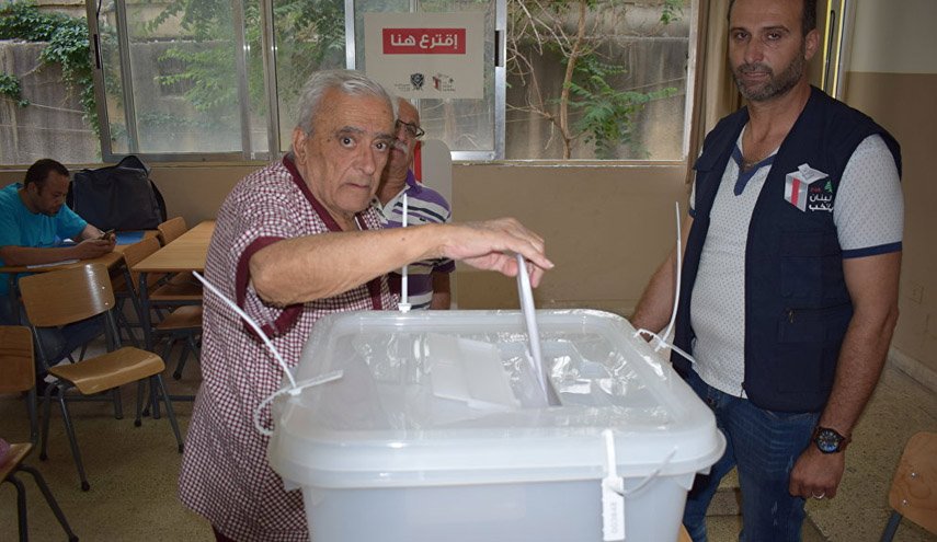 إغلاق مراكز الاقتراع وبدء فرز الأصوات في الانتخابات اللبنانية 