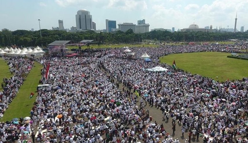راهپیمایی میلیونی مردم اندونزی در حمایت از قدس و اهالی غزه 