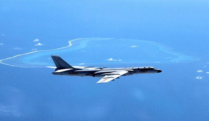 چین بمب‌افکن‎هایش را در جزایر مورد مناقشه فرود آورد