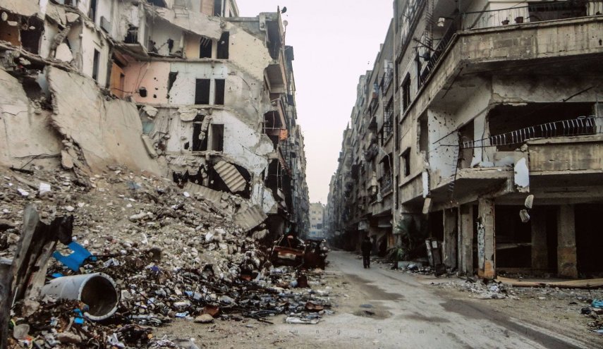 سياسي فلسطيني: عودة سكان مخيم اليرموك إلى بيوتهم لن تكون قريبة