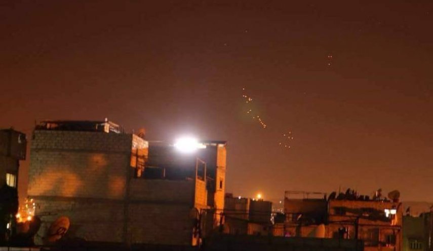 32 راکت به جولان اشغالی شلیک شد/ رهگیری تنها 4 راکت/ جنگنده های صهیونیستی در تمام منطقه گشت‌زنی می‌کنند