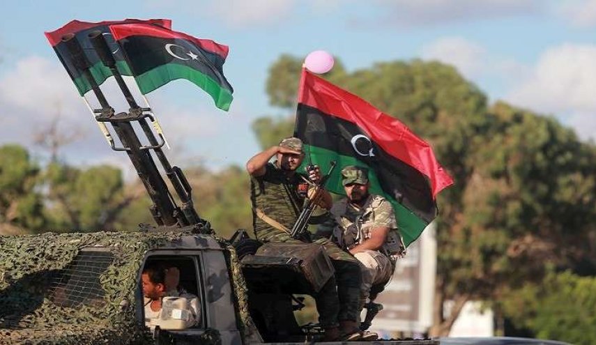 اندلاع اشتباكات عنيفة في شرق ليبيا