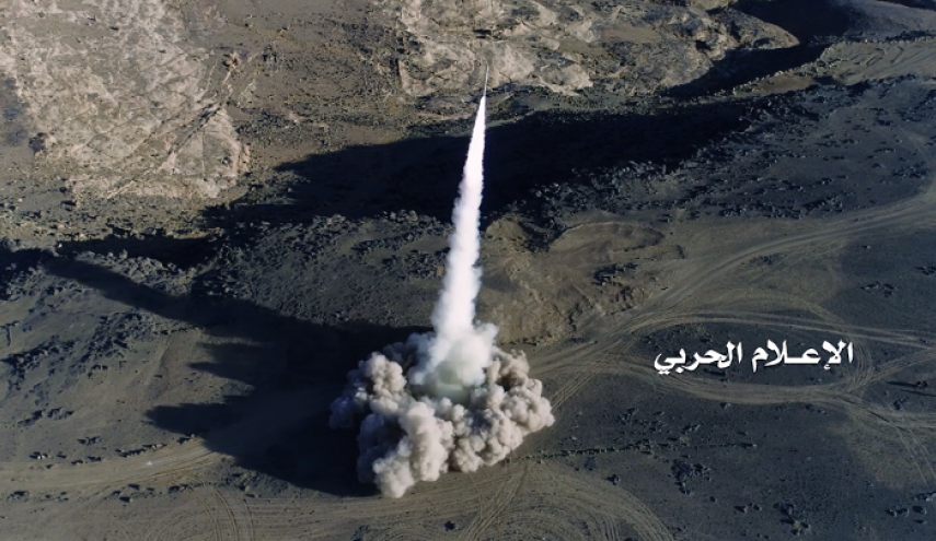 قصف نجران السعودية بصاروخ باليستي من طراز بدر 1 