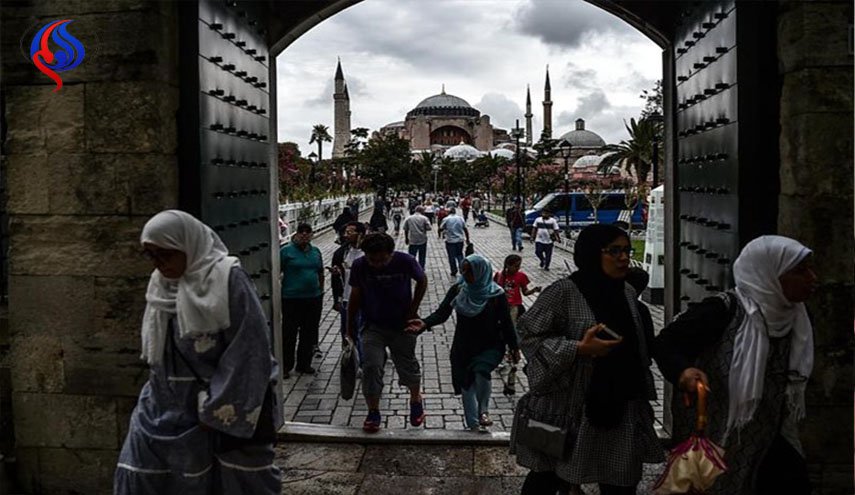 من وراء حملة تحريض على مقاطعة السياحة بتركيا؟