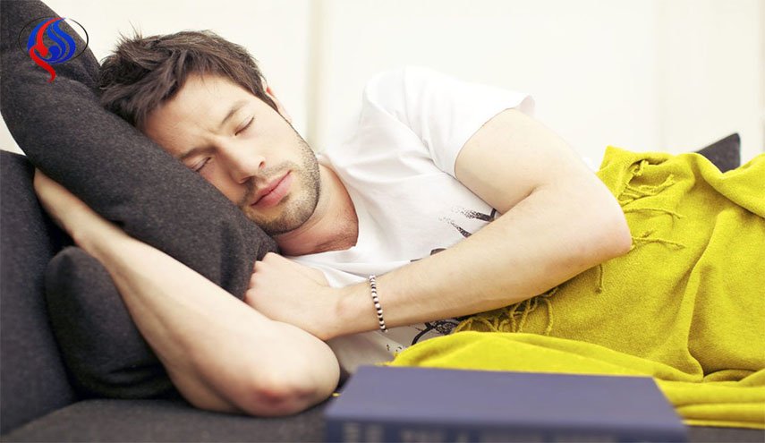 هل النوم في غرفة باردة يساعد على تخفيف الوزن؟