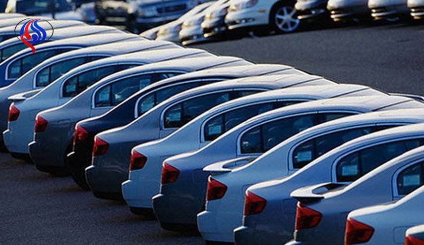 توقف ترخیص ۴۵۰۰ خودرو ثبت سفارش شده غیرقانونی از گمرک/ بررسی پرونده ۱۹۰۰ دستگاه خودروی وارداتی غیرقانونی