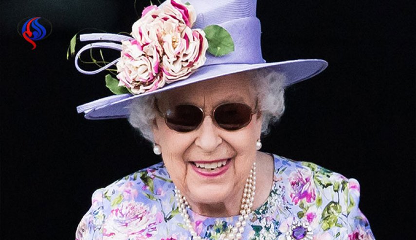 ما سر النظارات الجديدة للملكة إليزابيث؟!
