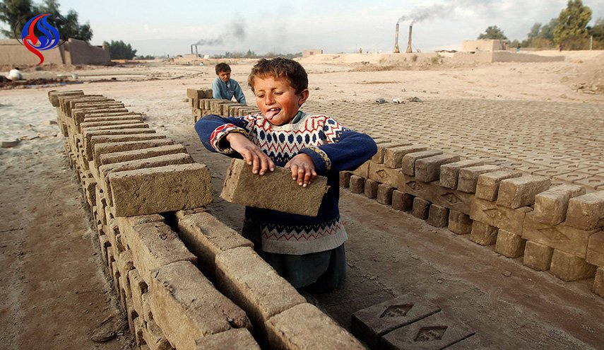 منظمات دولية وعربية تطالب بإنهاءِ عملِ الأطفال بجميعِ أشكالهِ