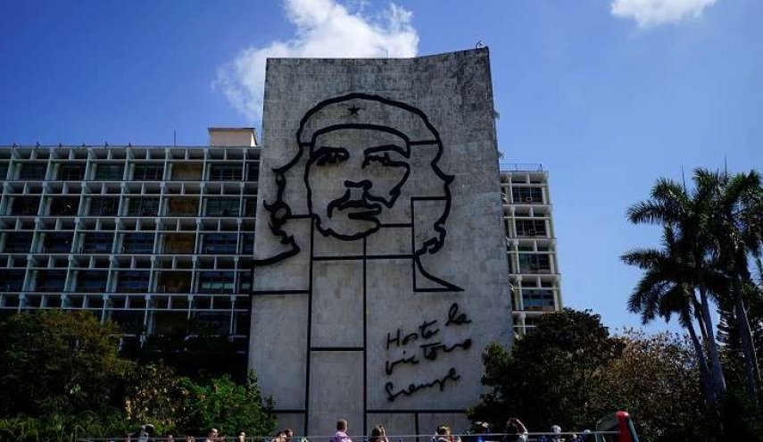 احتفالات بذكرى عيد الميلاد الـ 90 لتشي غيفارا في كوبا
