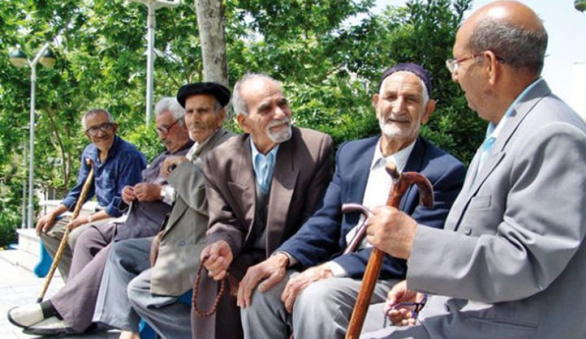 اكثر من 9 بالمائة من سكان ايران من المسنين