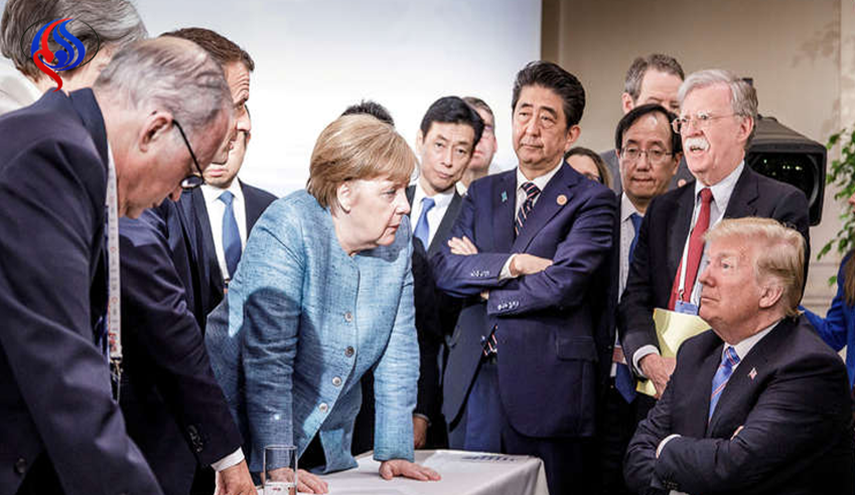 ترامب يعلق على صورته المثيرة للجدل أثناء قمة G7