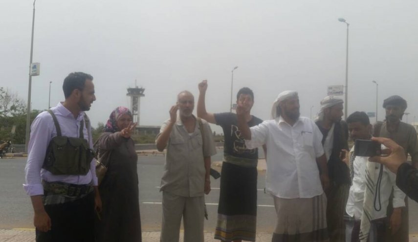 بازدید فعال زن یمنی از الحدیده 