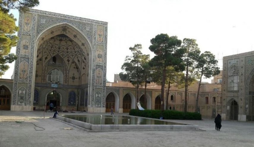 مسجد السلطاني في سمنان هندسة جمالية تعانق الروح