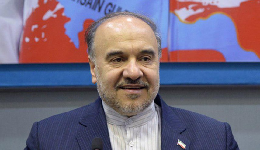 دیدار وزیر ورزش با دبیر کل فیفا/ ایران خواهان پول‌های بلوکه شده است