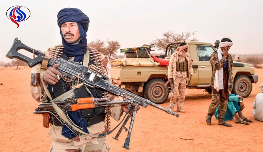 مقتل 6 في هجوم لمتشددين على قاعدة إفريقية في مالي