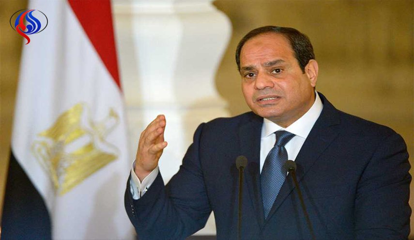 السيسي يطالب المصريين بالصبر على التقشف والفخر بما تحقق