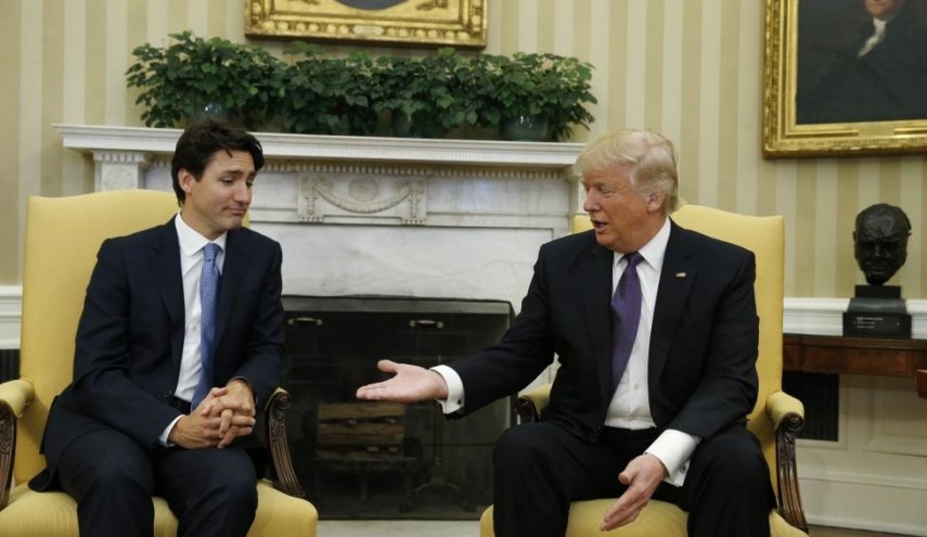 تاکید نخست‌وزیر کانادا بر لزوم واکنش متقابل به جنگ تجاری آمریکا