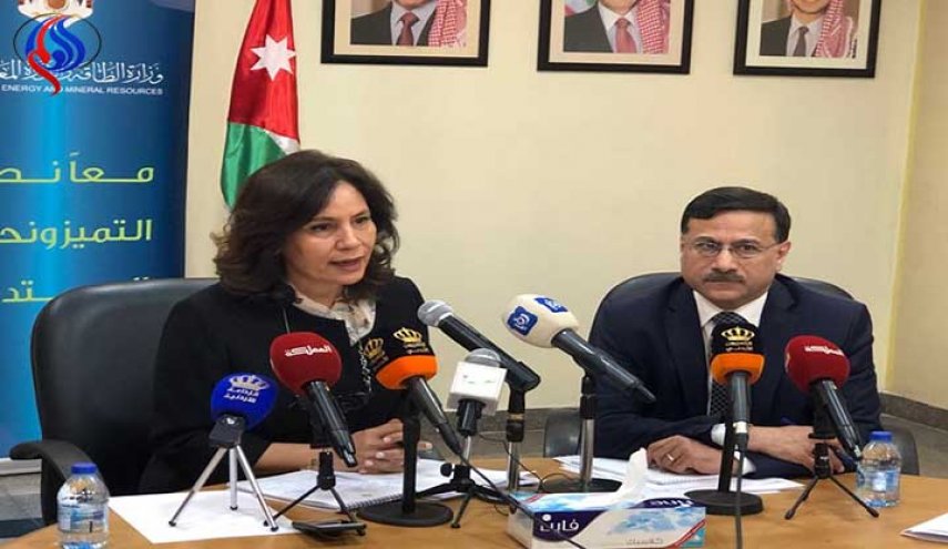 وزيرة أردنية تثير جدلا واسعا بعد حديثها عن ارتفاع أسعار المحروقات