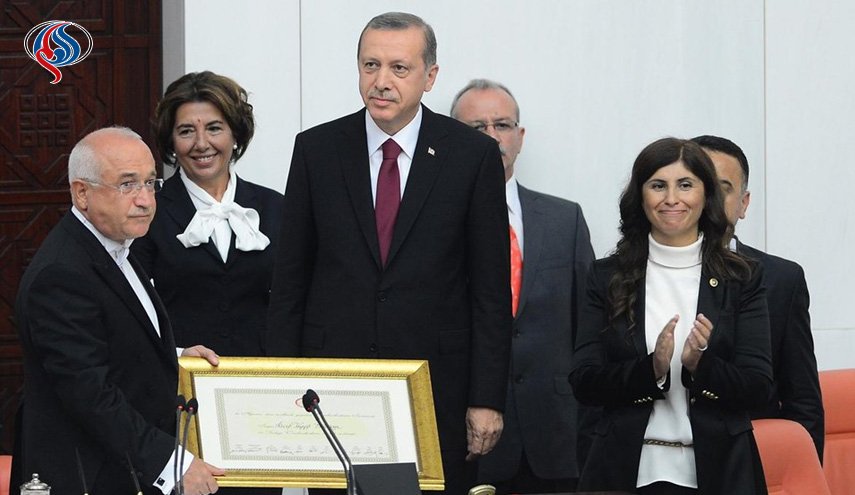 إردوغان يؤدي اليمين الدستورية لفترة رئاسية جديدة