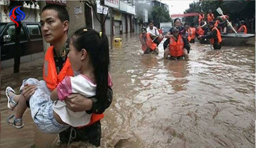 فيضانات الصين.. دمار واسع وإغلاق طرق وإجلاء الآلاف