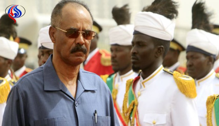 الرئيس الإريتري يصل إلى إثيوبيا في زيارة تاريخية