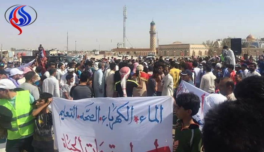متظاهرو البصرة يغلقون منفذ سفوان الحدودي مع الكويت