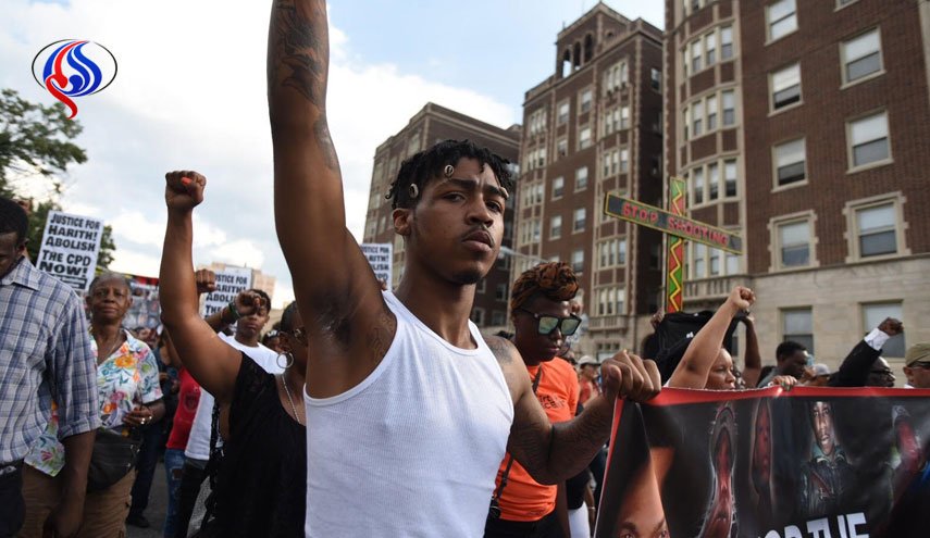 شلیک مرگبار پلیس به جوان سیاه‌پوست موج اعتراضات در شیکاگو را کلید زد